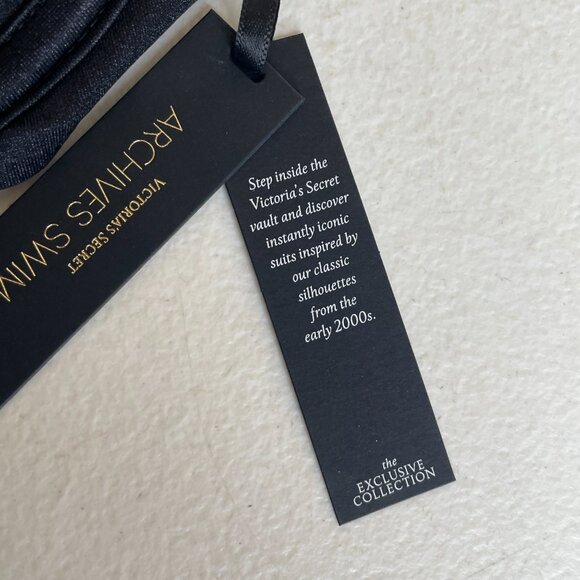 Victoria's Secret Archives Push-up Banded Bikini Top Size 32A - Picture 9 of 16